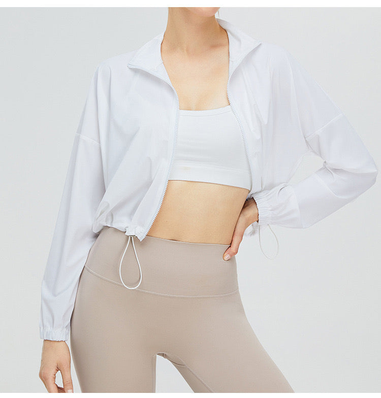 クロップド ハイキングサンシェル ディテール